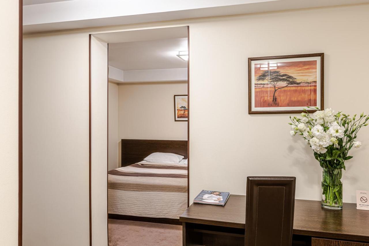 Incognito Boutique Hotel Kijev Kültér fotó