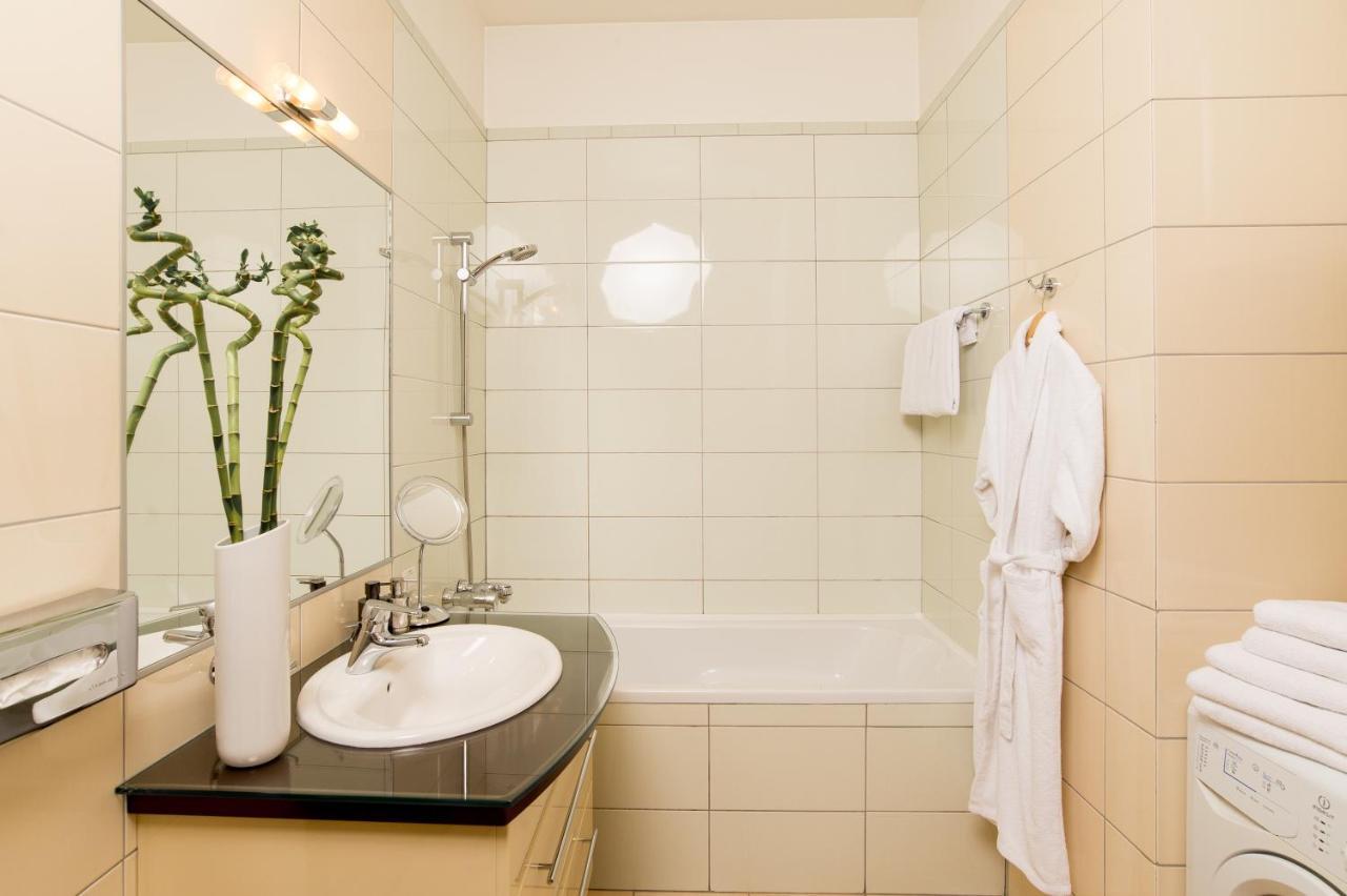 Incognito Boutique Hotel Kijev Kültér fotó